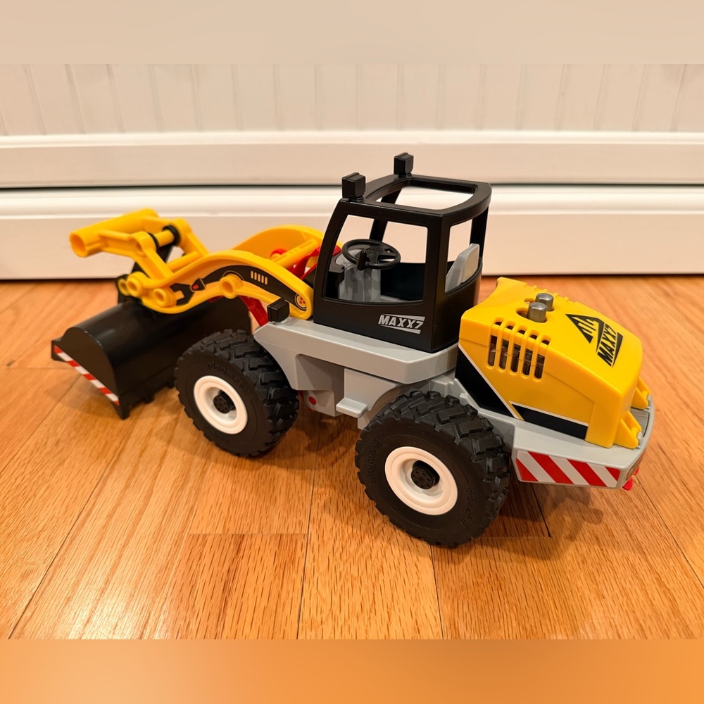 Construction Toy Truck - Yellow and Black